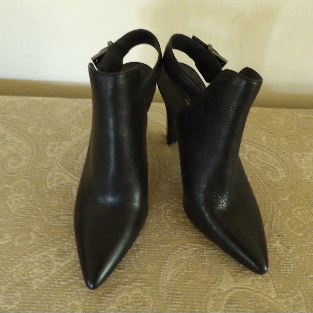 Kenneth Cole Black Leather Slingback Heels
